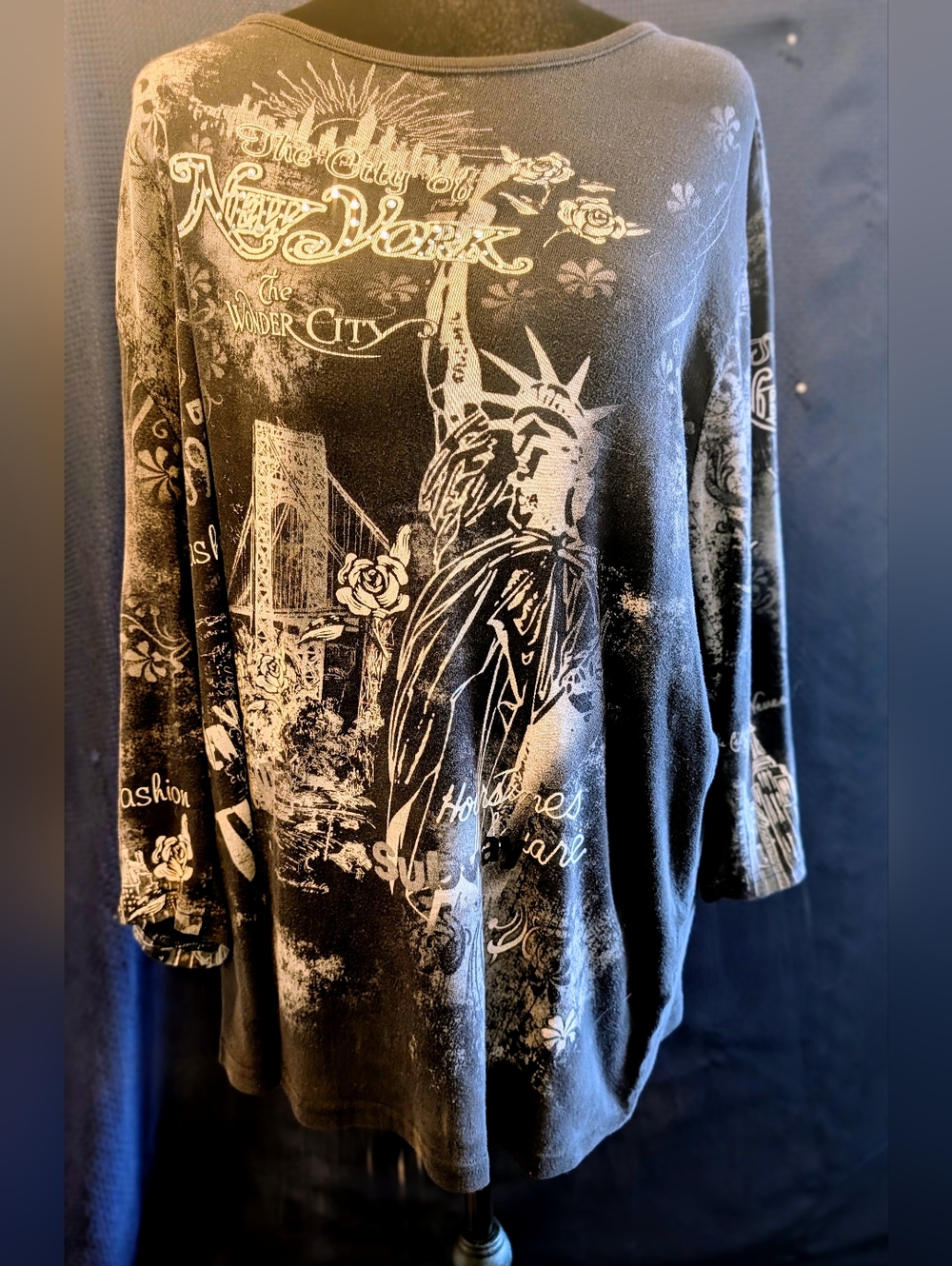 Black Graphic New York Statue of Liberty Tunic Sz 3X